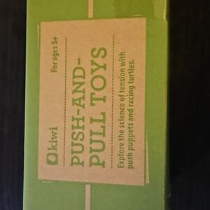 Push and pull toys kiwi crate
